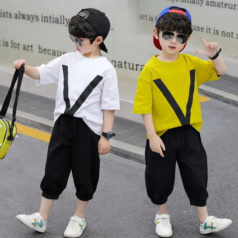 Children's Short Sleeve Set, Cool Boys' Casual T-Shirt, Medium to Large Kids' Sporty Two-Piece