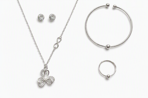 Classic Elegant Necklace for Women and Girls